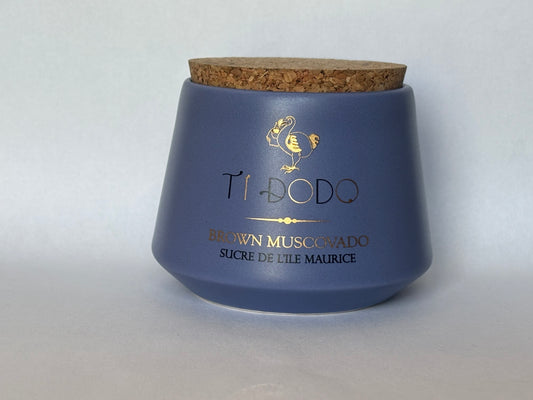 BROWN MUSCOVADO